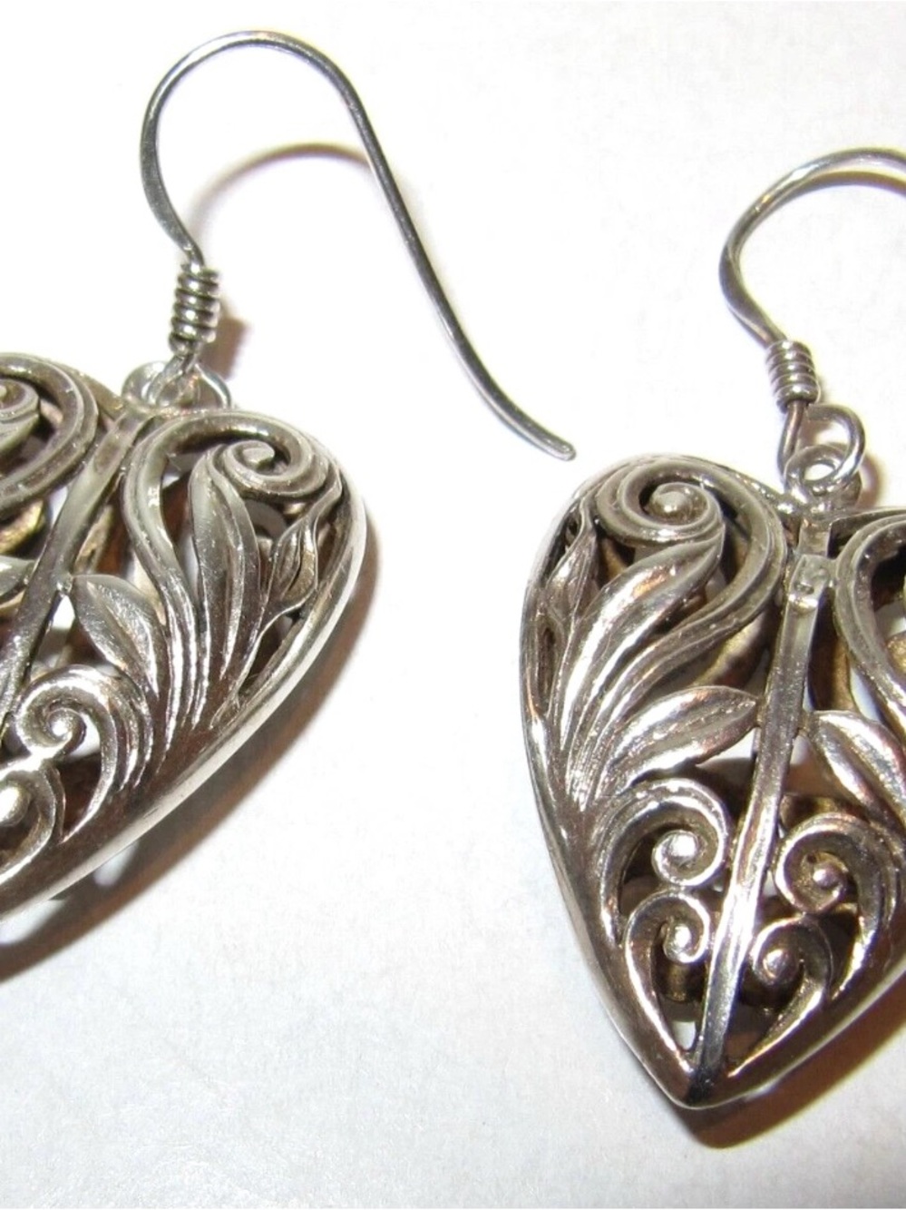 Beautiful 925 Sterling Silver 3D Hollow Heart Shaped Earrings